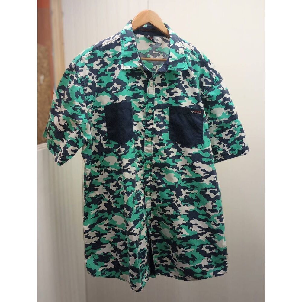 Enyce a Sean Combs co. , camo short sleeve, button-down shirt size 3XL